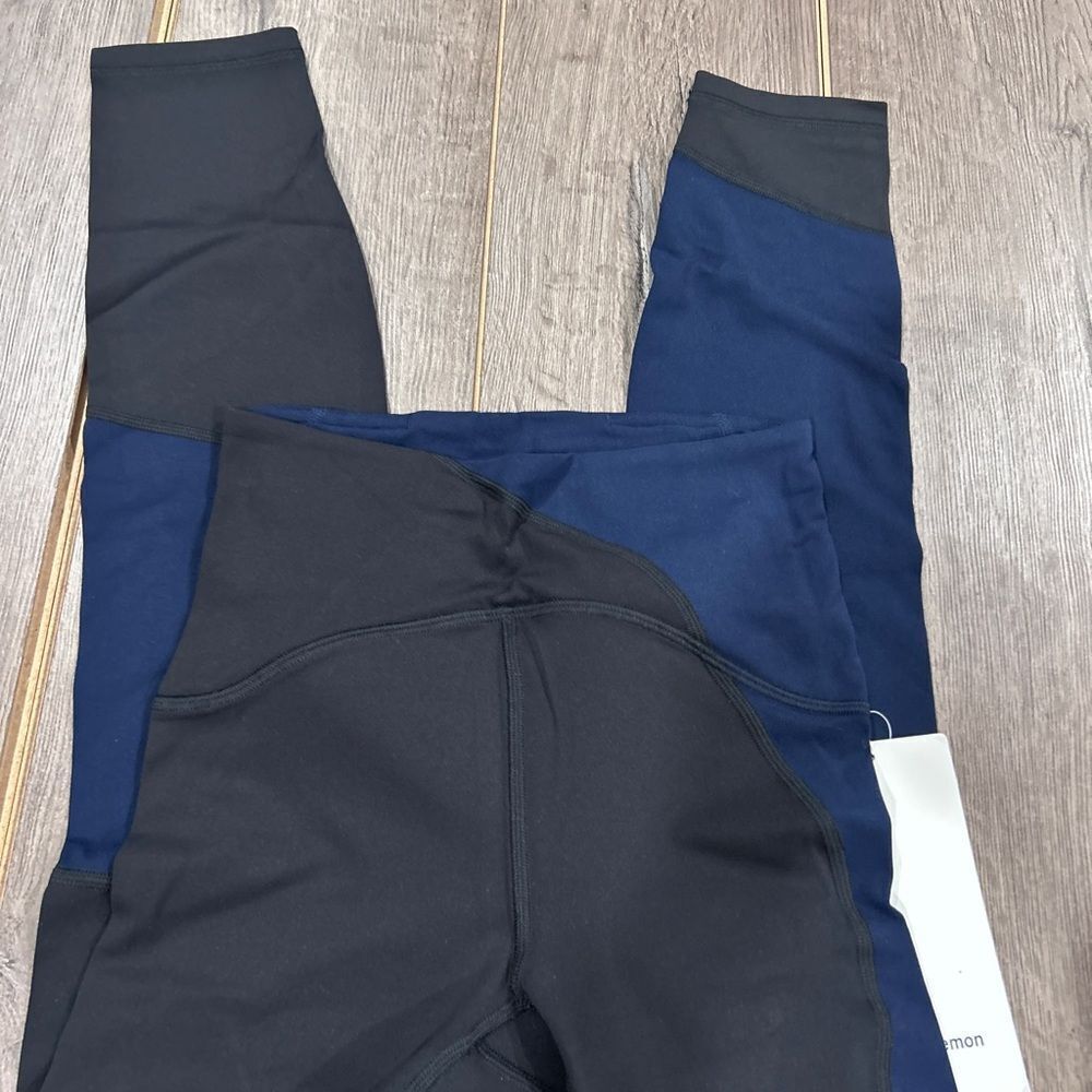 Nulu Colour Block
Tight 25" - Picture 2 of 2